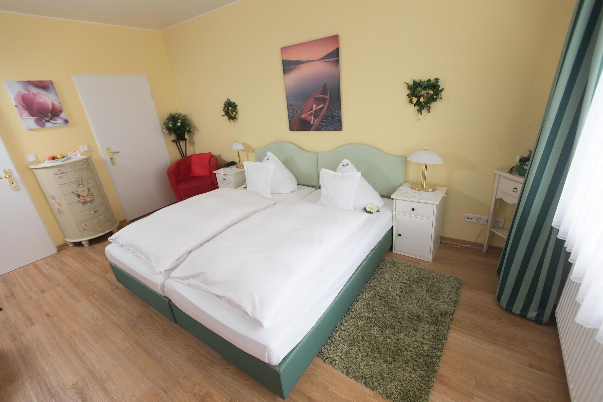 Hotel Alpha Hannover Bagian luar foto