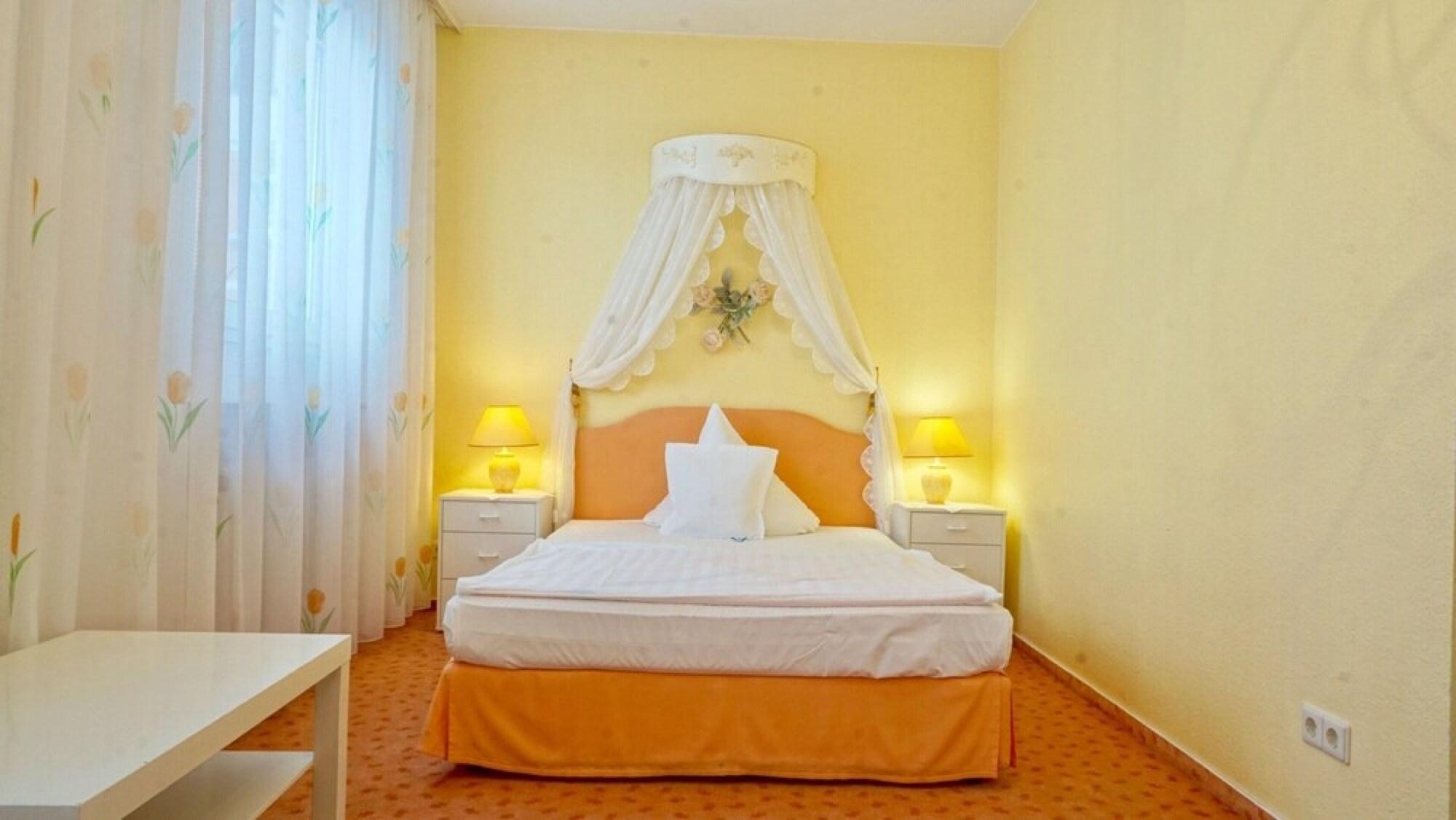 Hotel Alpha Hannover Bagian luar foto