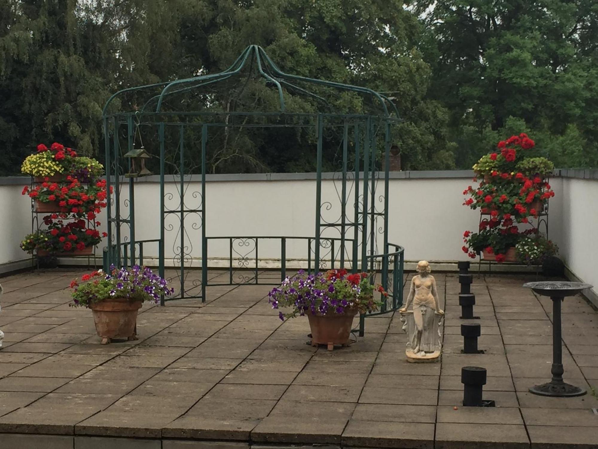 Hotel Alpha Hannover Bagian luar foto