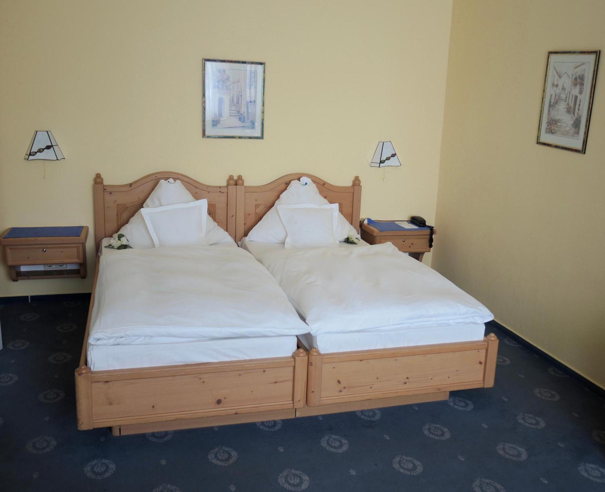Hotel Alpha Hannover Bagian luar foto
